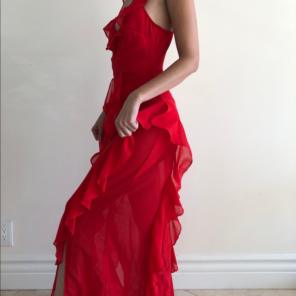RED DRESS - Picture 3 of 4